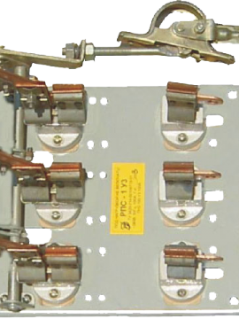RPS breakers series on common base plate